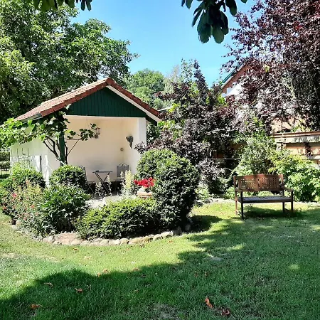 Affittacamere Gutshaus Neu Farpen